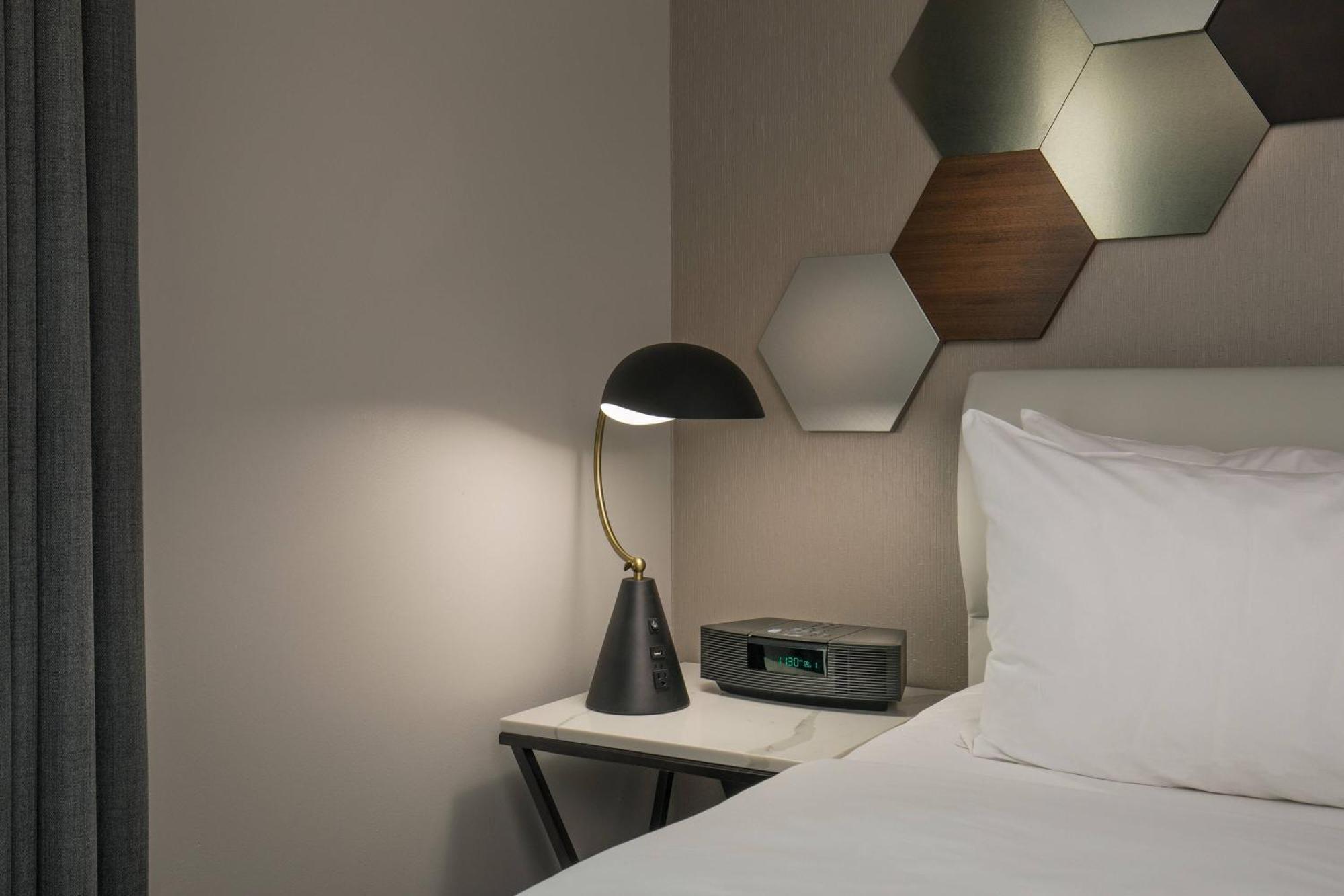 Le Meridien Boston Кембридж Экстерьер фото